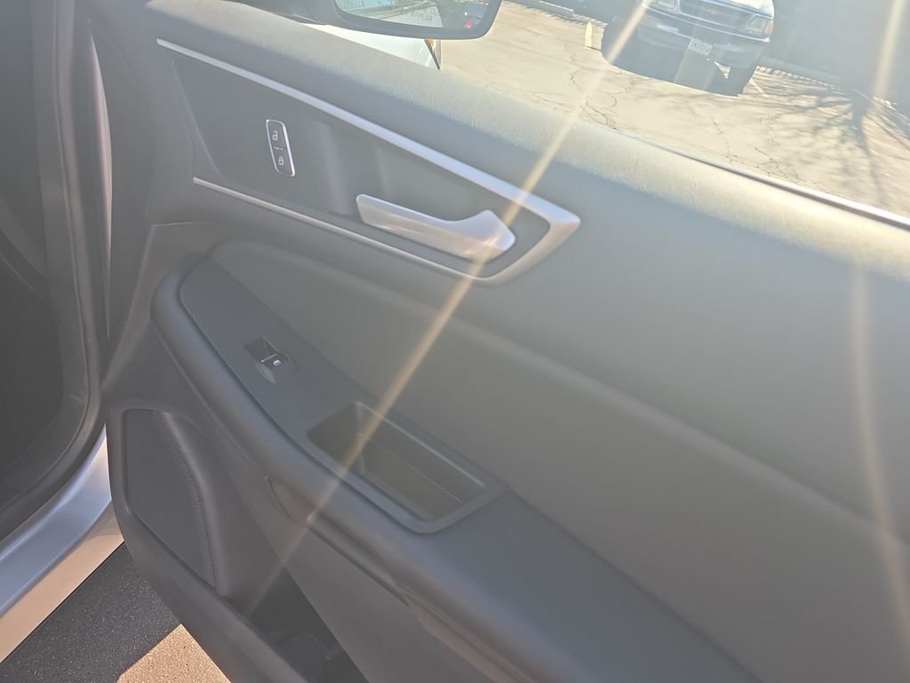 Used 2022 Silver Metallic Ford SEL image 21