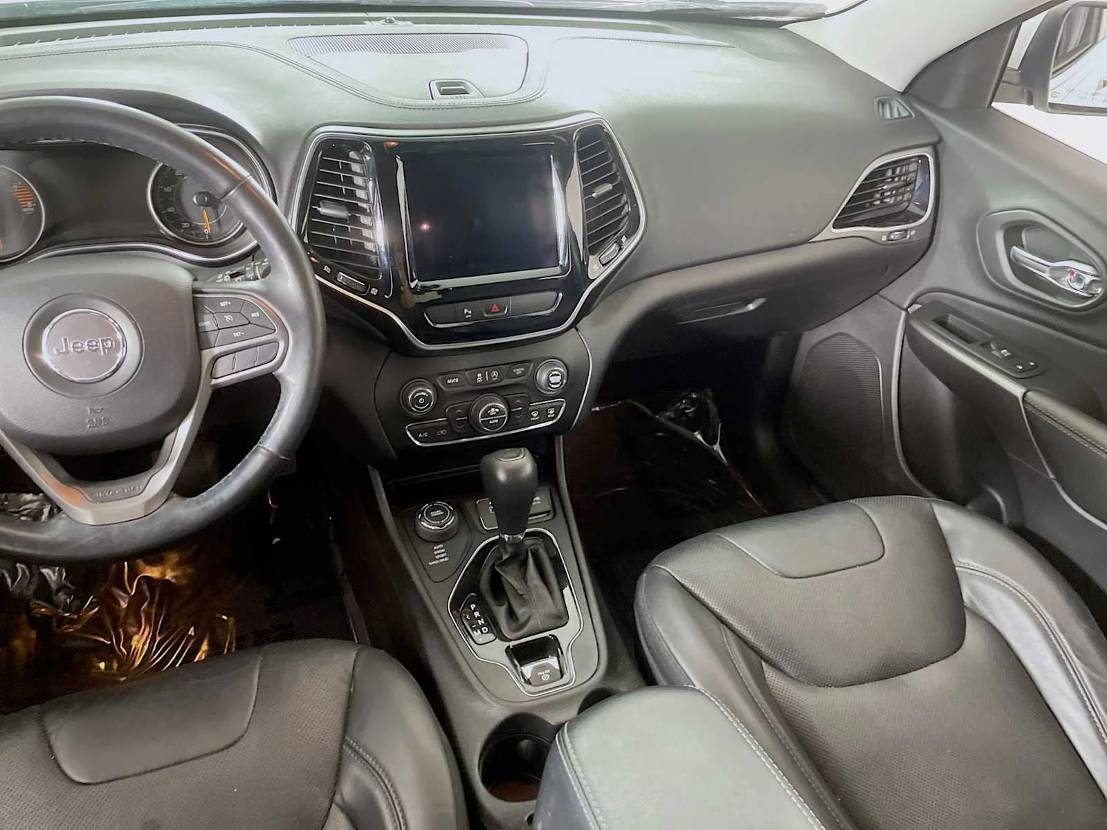 Used 2020 Bright White Clearcoat Jeep Limited image 20