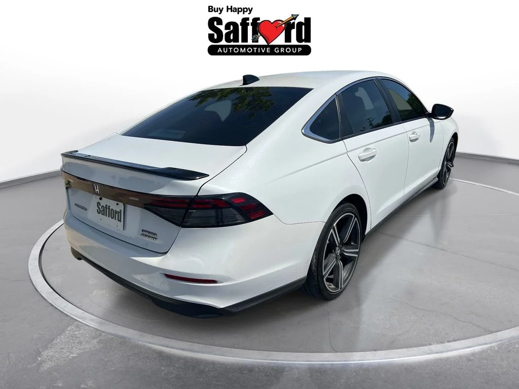 Used 2023  Honda Sport image 13