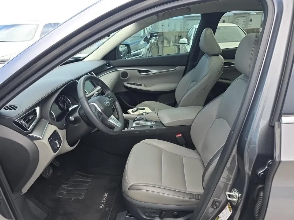 Certified Used 2023 Gray INFINITI LUXE image 6
