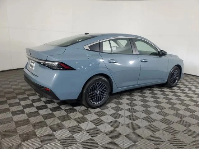 New 2026 Atlantic Gray Metallic Nissan SV image 4