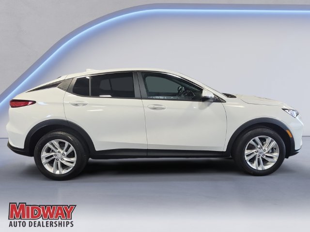 New 2026 Summit White Buick Preferred image 6