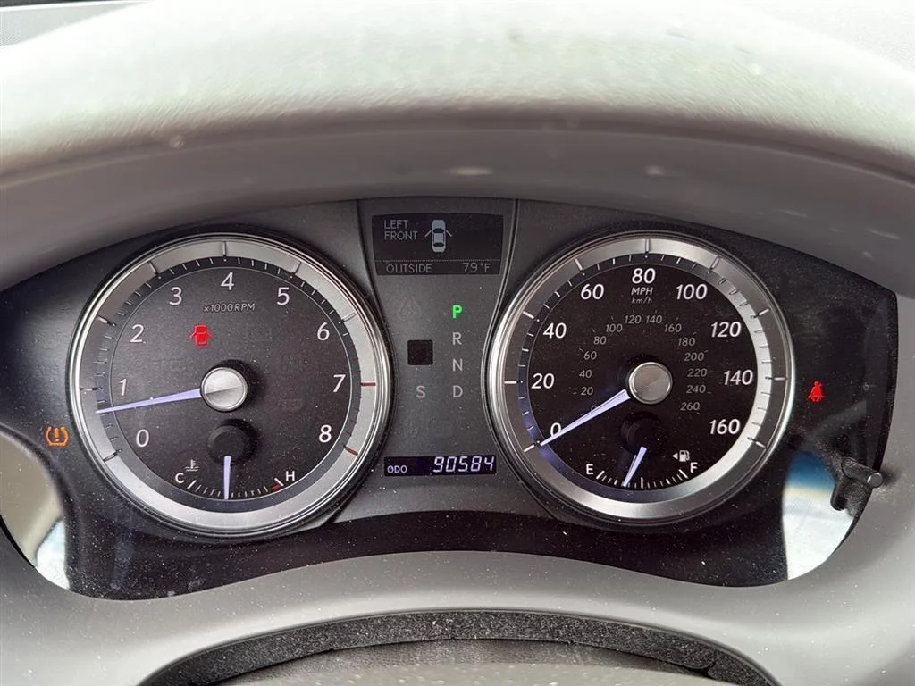 Used 2012 Obsidian Lexus  image 5