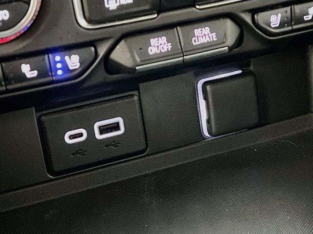 2023 GMC Yukon AT4 - Photo 21