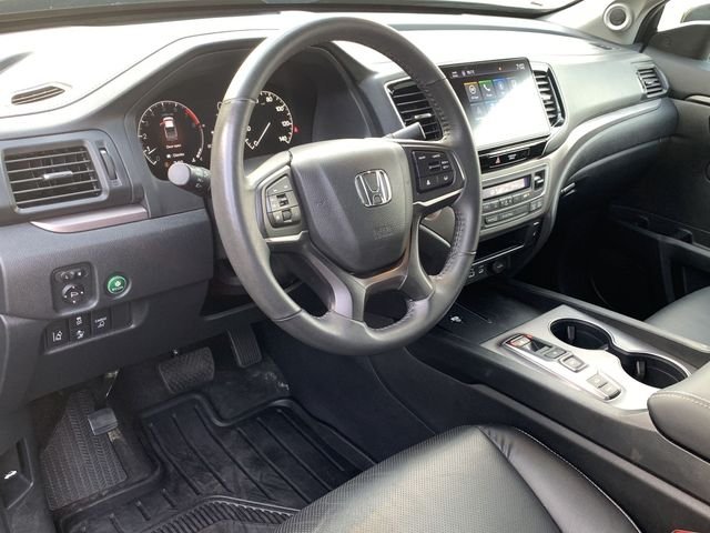Certified Used 2025 Crystal Black Pearl Honda RTL image 2