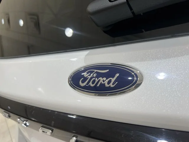 New 2026 Star White Metallic Tri-Coat Ford Active image 30