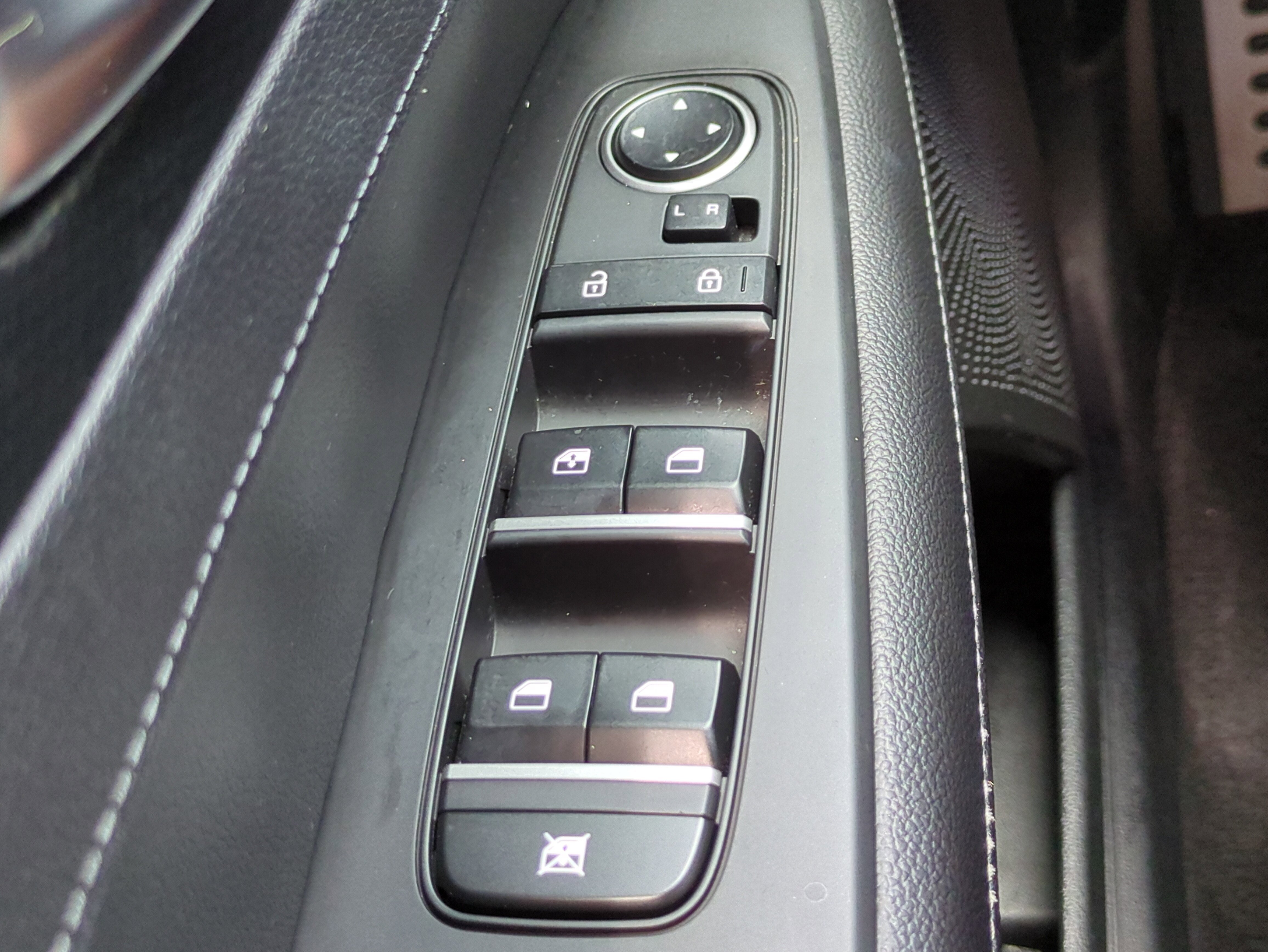 Certified Used 2022 Aurora Black Kia GT-Line image 26