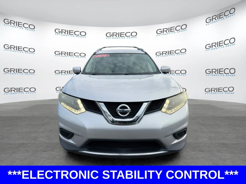 Used 2014 Nissan Rogue SV with VIN 5N1AT2MT0EC790784 for sale in Delray Beach, FL