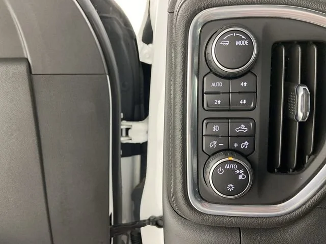 Used 2021 White Chevrolet LT Trail Boss image 11