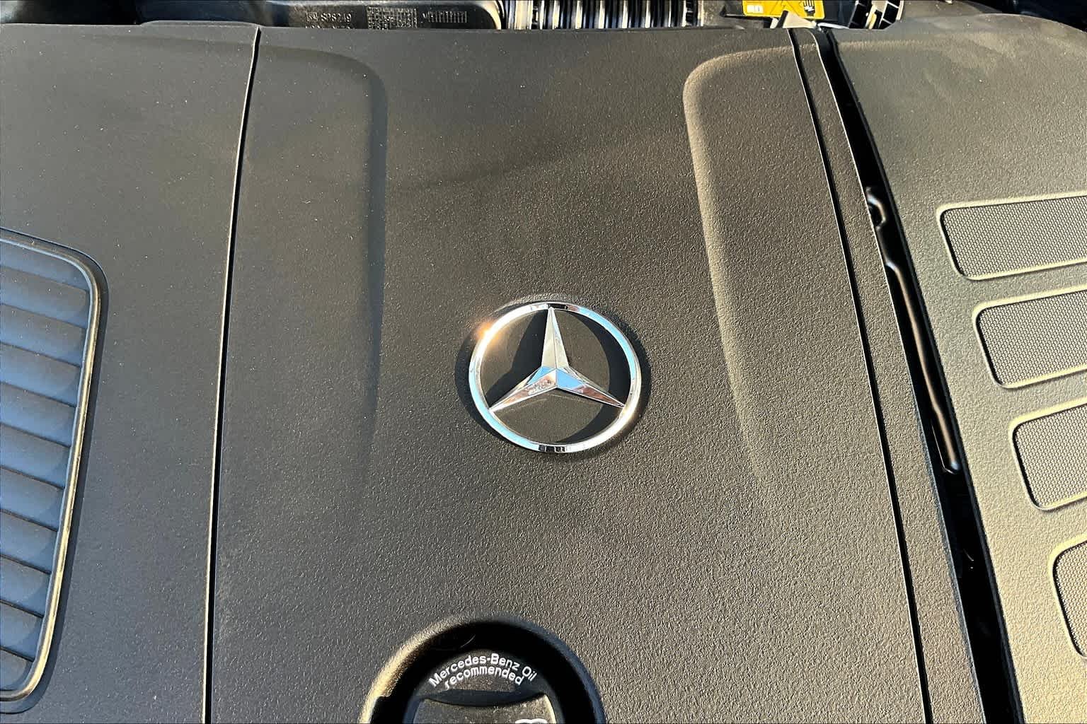Used 2025 Polar White Mercedes-Benz C 300 image 17
