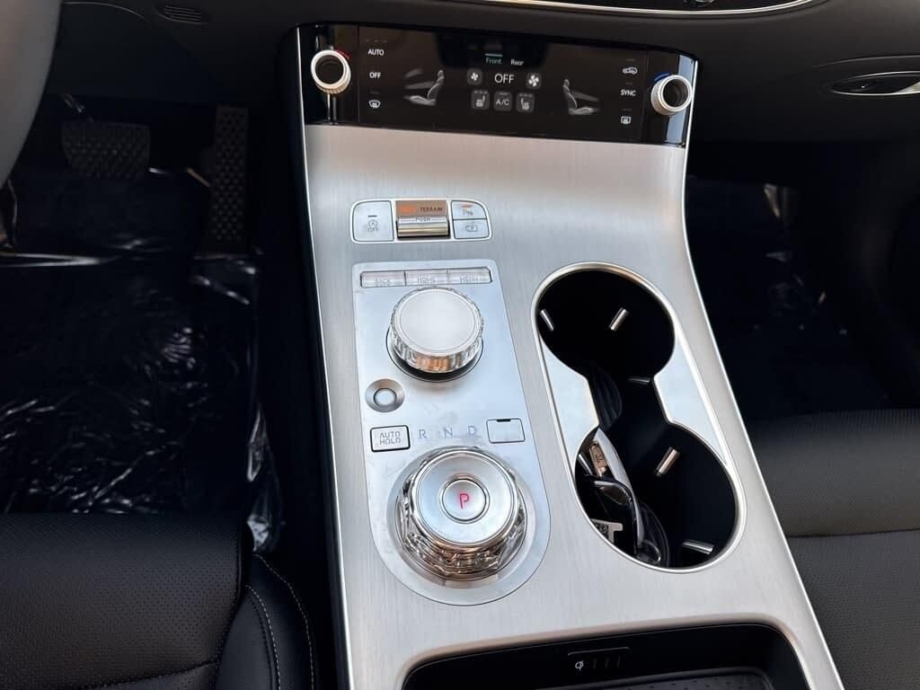 New 2026 Red Genesis 2.5T SELECT image 27