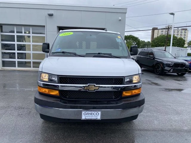 Used 2025 White Chevrolet Work Van image 3