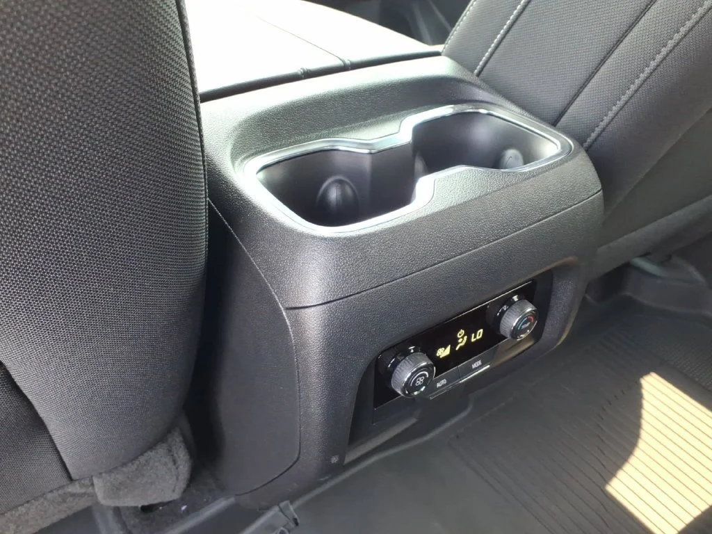 2026 Chevrolet Traverse LT - Photo 25