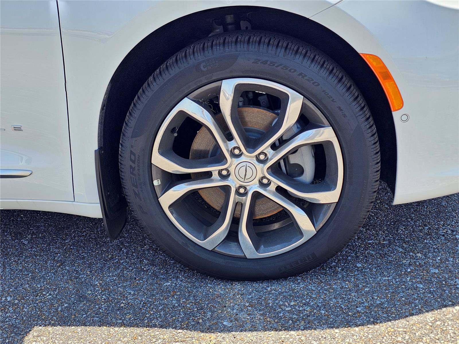New 2026 Bright White Clearcoat Chrysler Pinnacle image 6