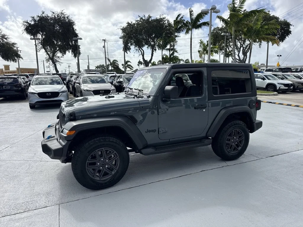 Used 2026 Gray Jeep Sport S image 10