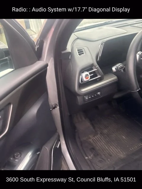 Used 2025 Gray Chevrolet LT image 15
