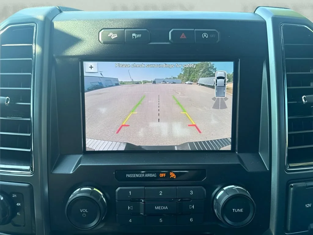 Used 2018 Gray Ford XL image 21