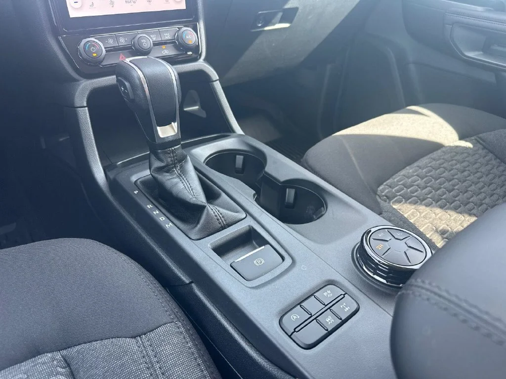 New 2026 Marsh Gray Ford XLT image 6