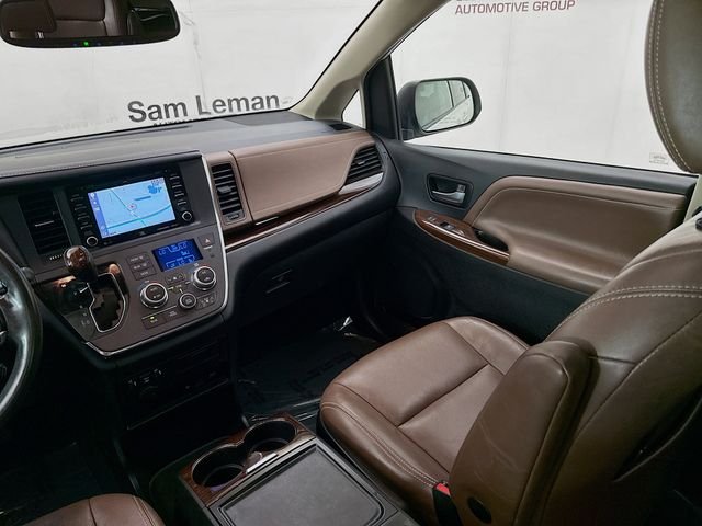 Used 2019 White Toyota Limited Premium image 24