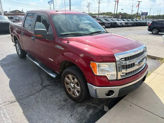 Used 2013 Red Ford XLT image 12