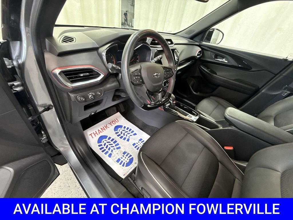 Used 2023 Gray Chevrolet RS image 10