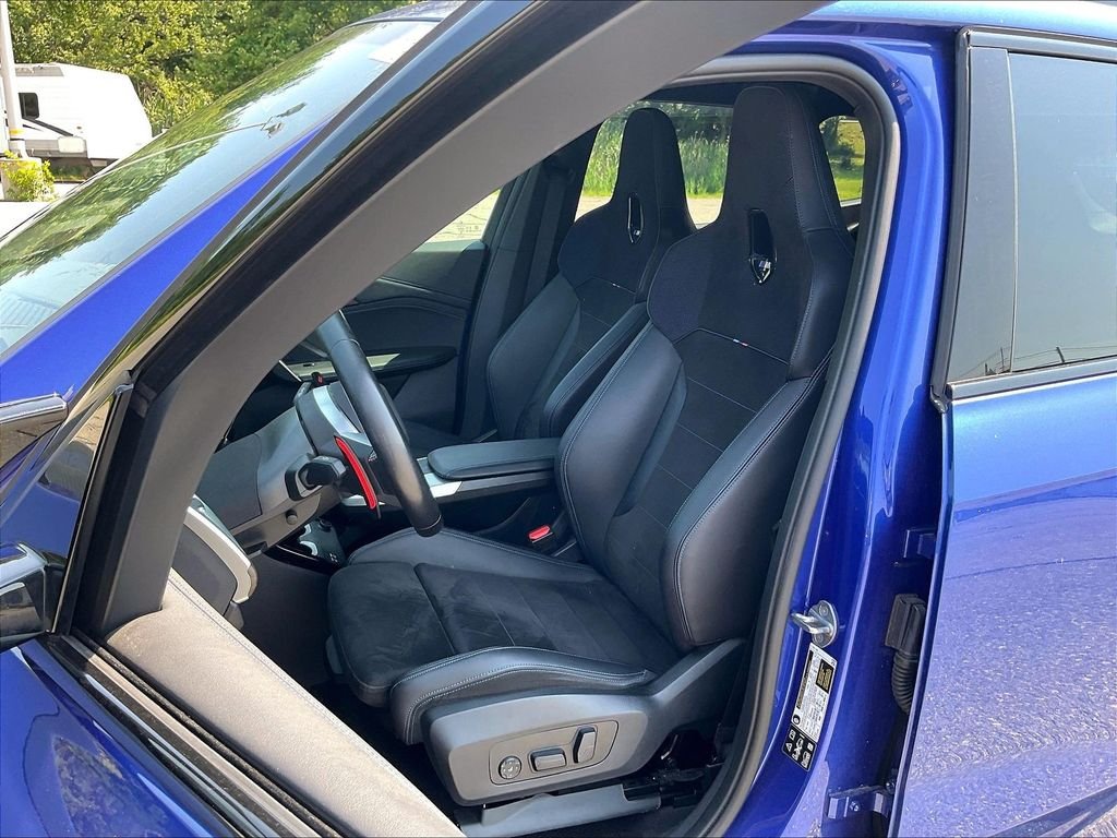 Used 2024 Blue BMW M35i image 10