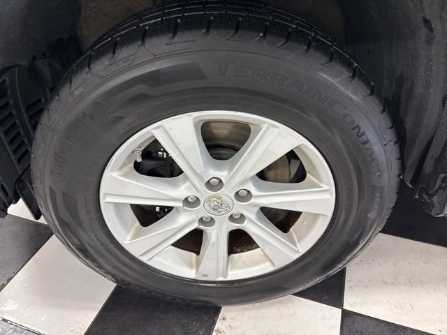 Used 2013 White Toyota SE image 5