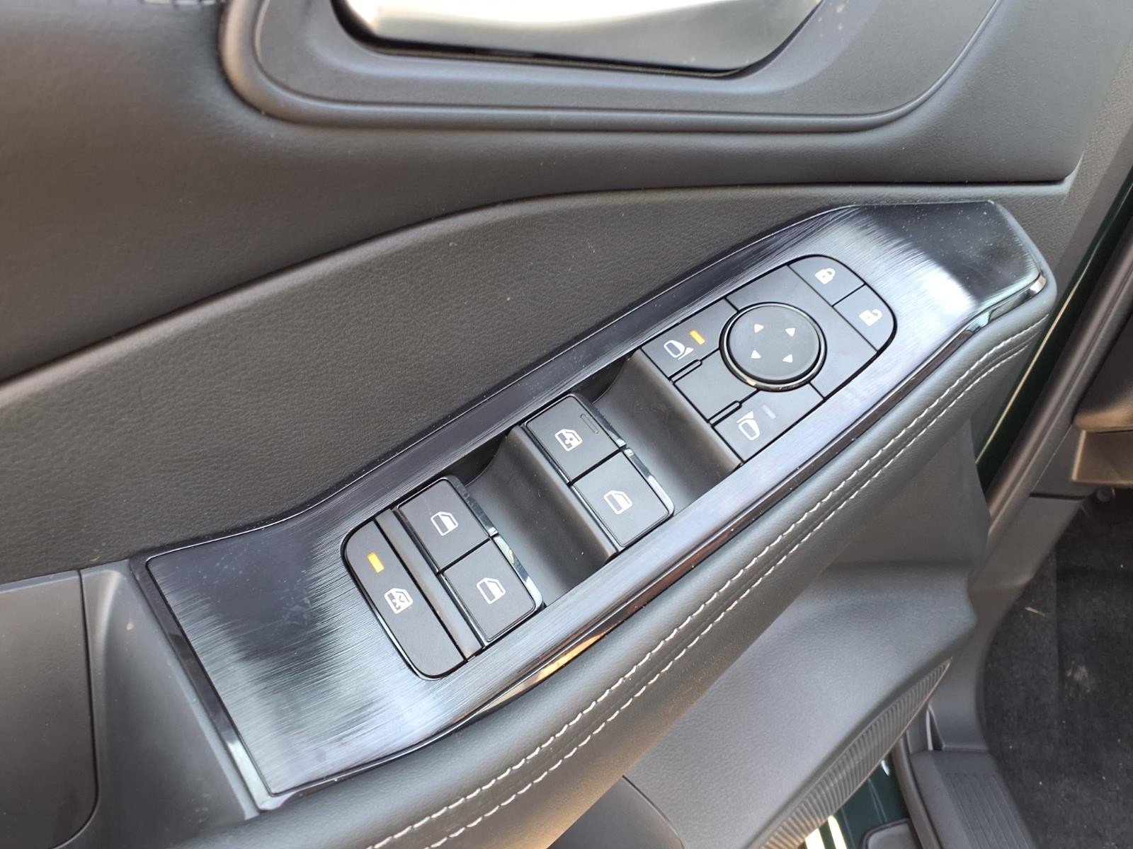 2026 Nissan Rogue Dark Armor™ Green at Robbins Nissan