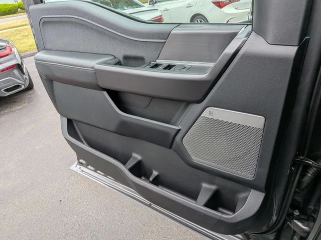 New 2026 Carbonized Gray Metallic Ford Lariat® image 21