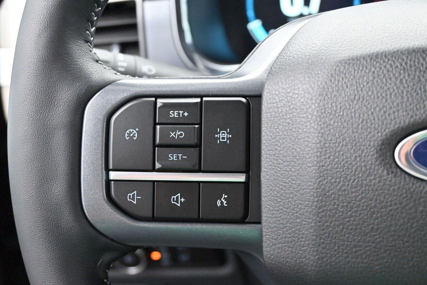 Used 2023 Black Ford XL image 17