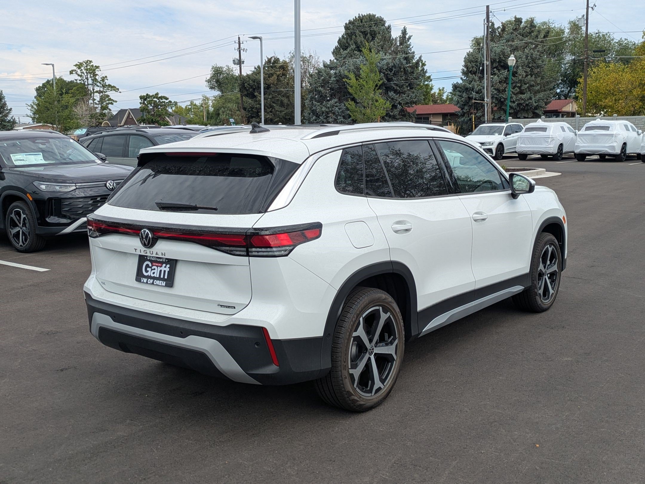 New 2026 Pure White Volkswagen SE image 3