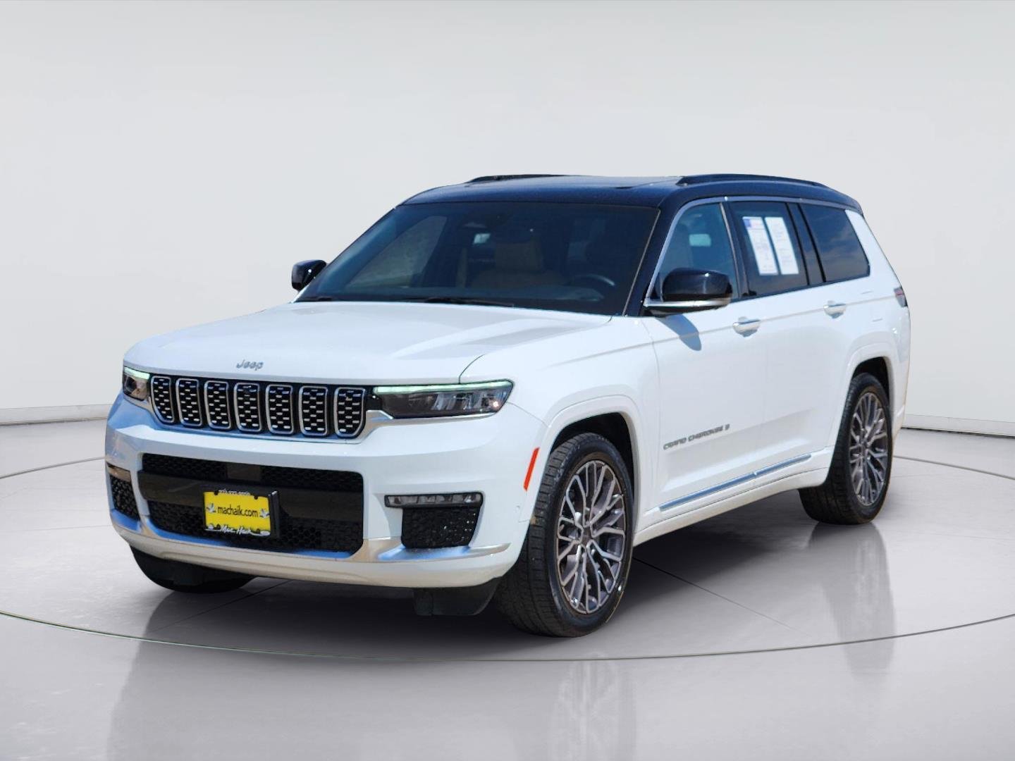 Used 2025 Bright White Clearcoat Jeep Summit Reserve image 3