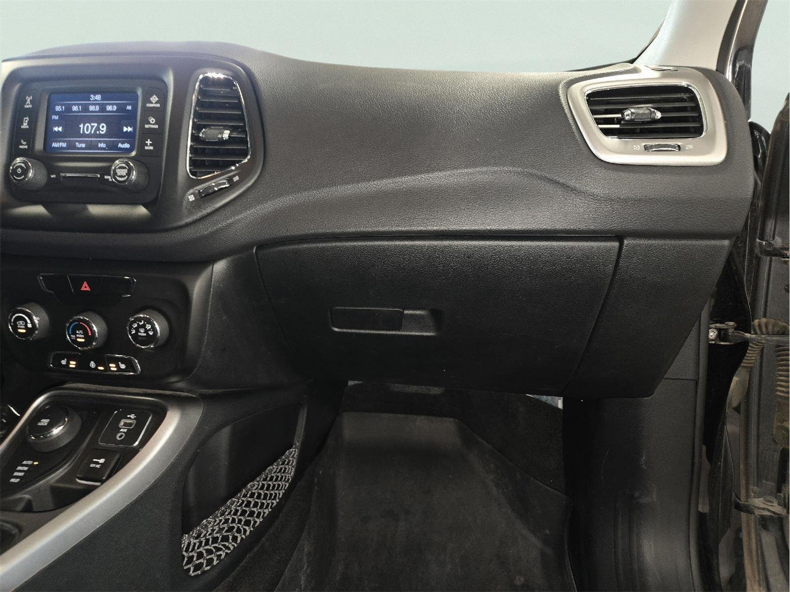Used 2018 BLACK JEEP SPORT image 48