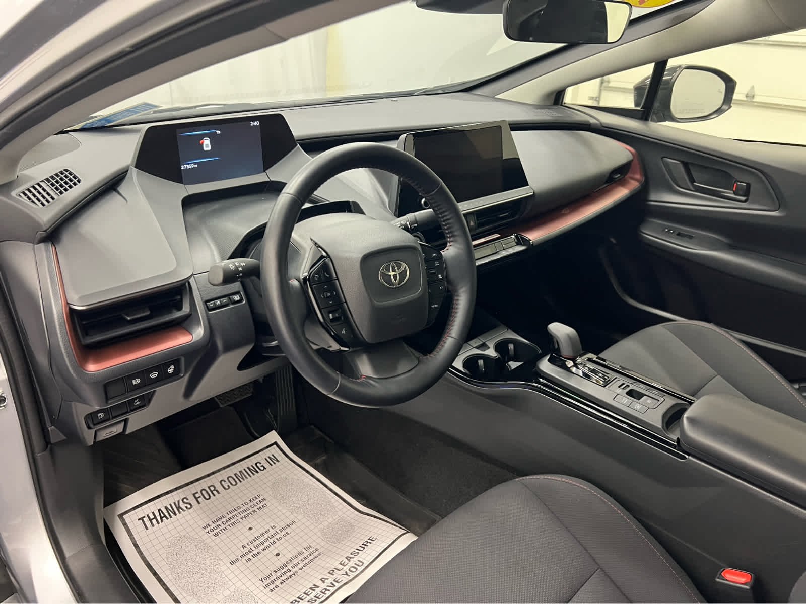 Used 2024 Cutting Edge Toyota SE image 15
