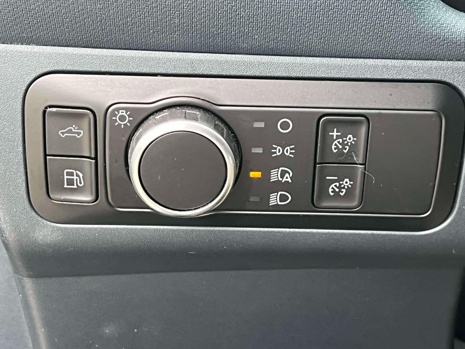 Used 2024 Cactus Gray Ford XL image 32
