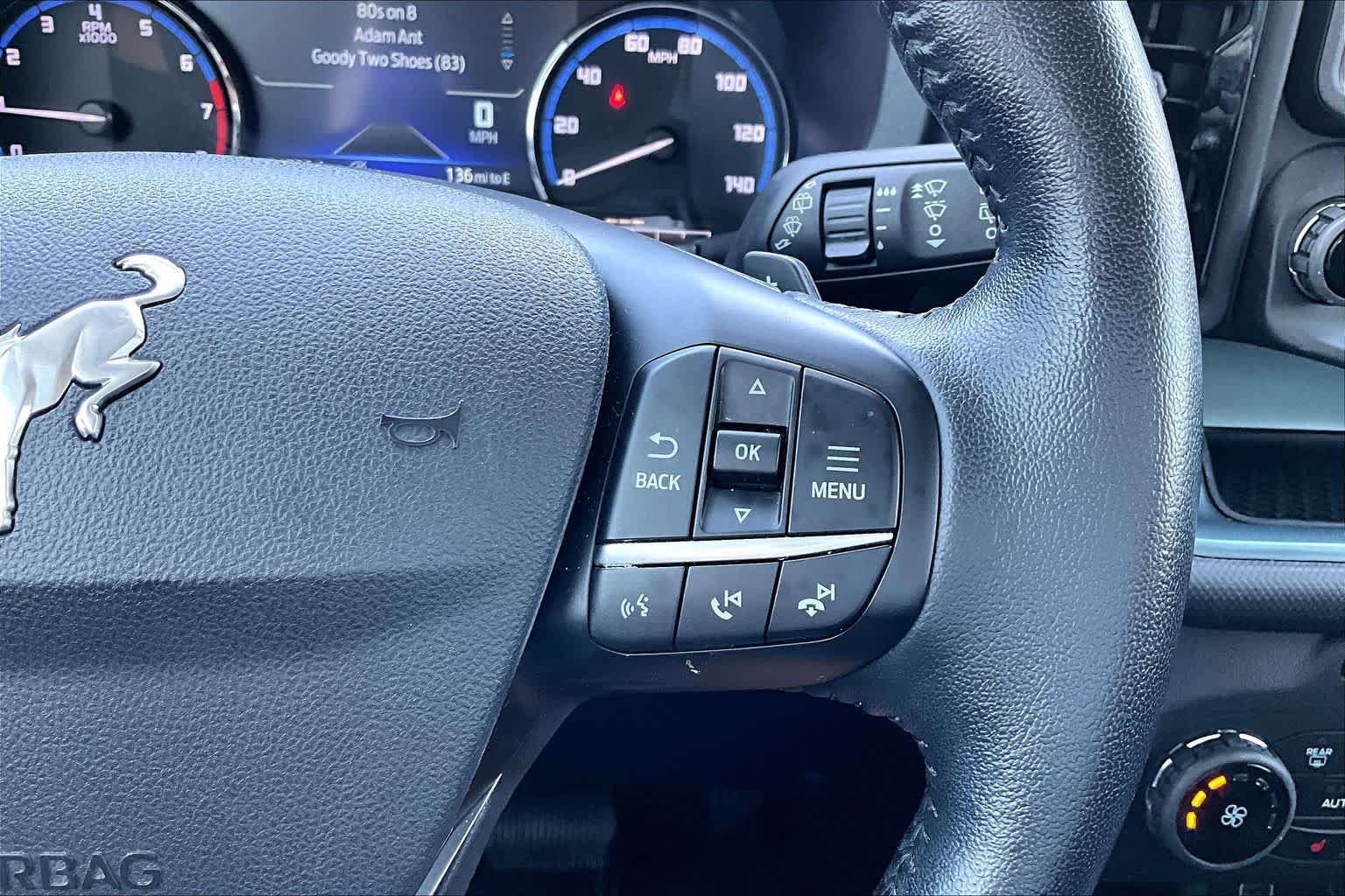 Used 2023 Cactus Gray Ford Badlands image 24