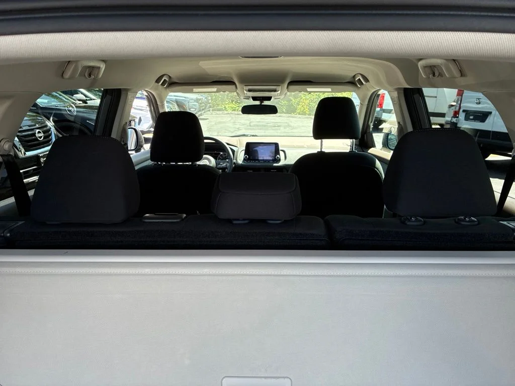 Used 2023 Gray Nissan S image 14