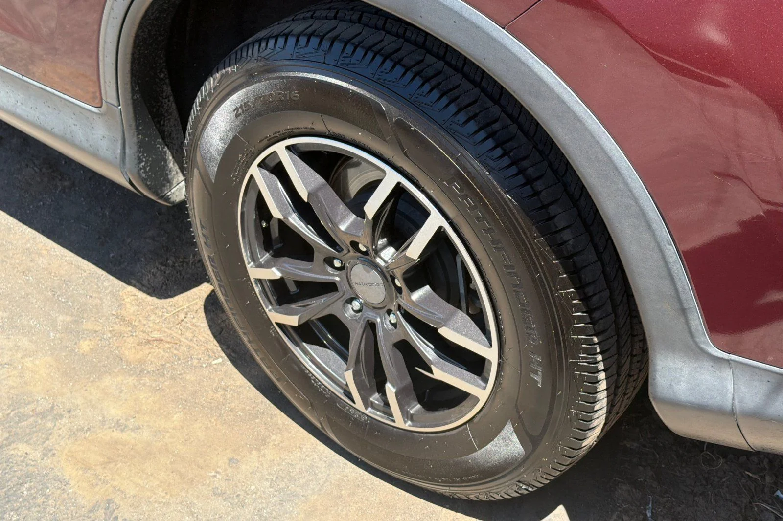 Used 2015 Red Honda LX image 4
