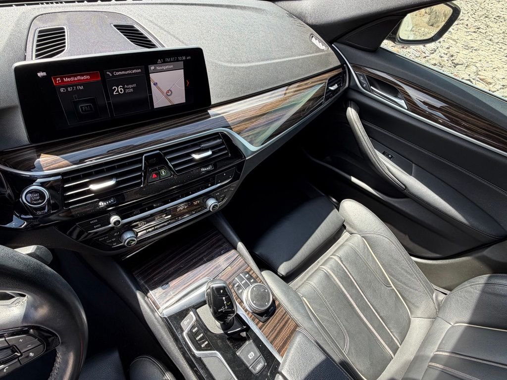 Used 2019 Gray BMW 530i image 25