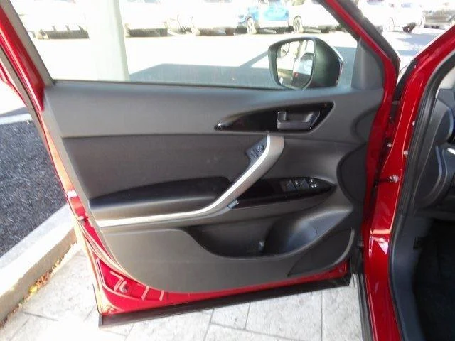 2026 Mitsubishi Eclipse Cross LE - Photo 16
