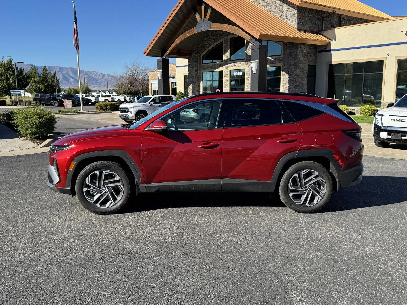 2025 Hyundai Tucson Limited - Photo 17