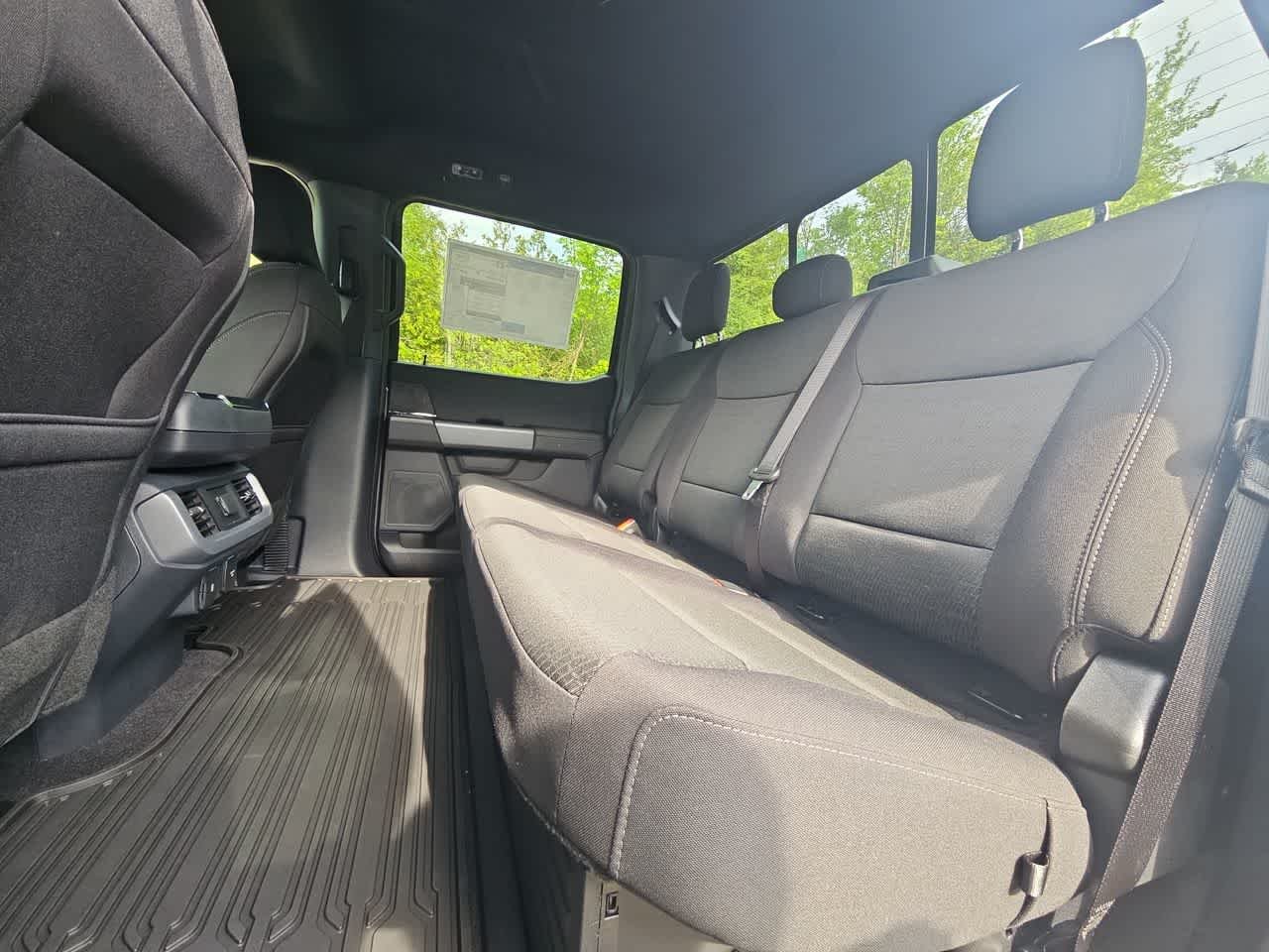 New 2026 Carbonized Gray Metallic Ford XLT image 14