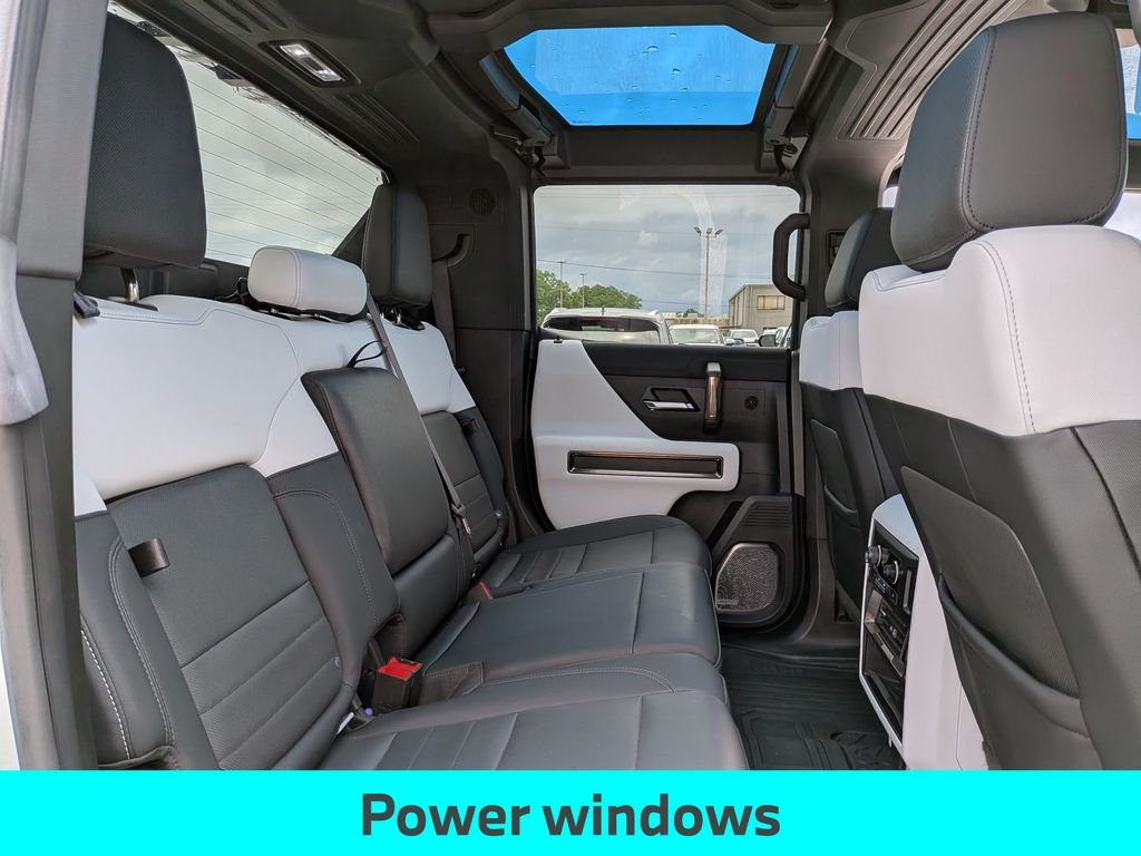 Used 2022 White GMC Edition 1 image 31