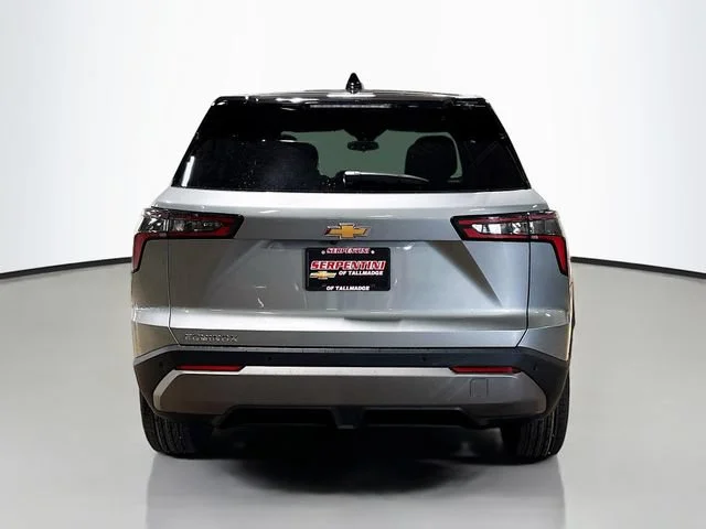 2027 Chevrolet Equinox LT - Photo 9