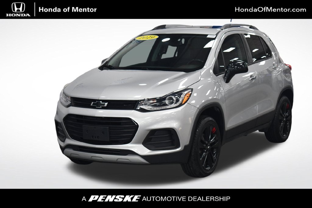 Used 2019 Silver Ice Metallic Chevrolet LT image 1