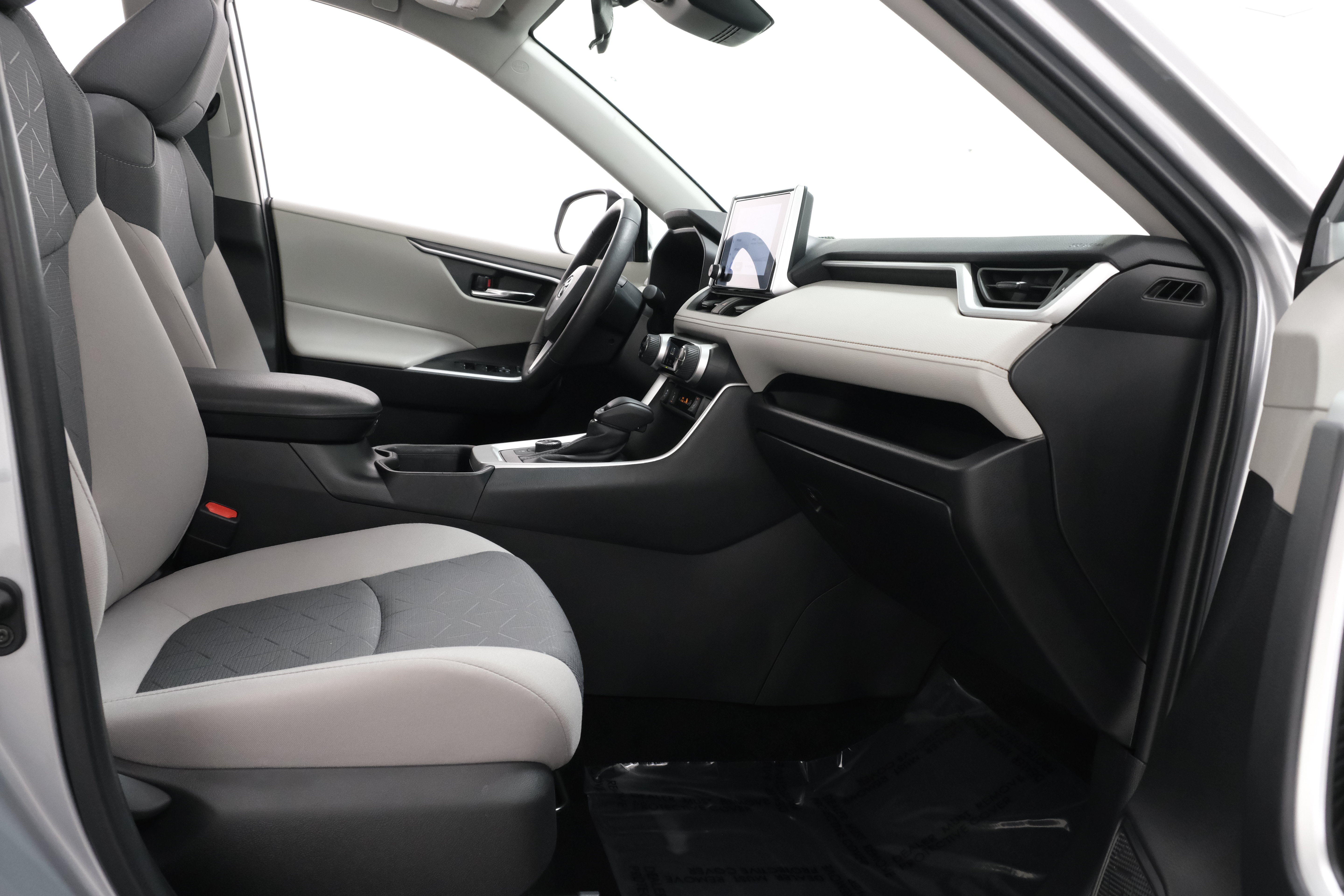 Certified Used 2024 Silver Sky Metallic Toyota XLE image 40