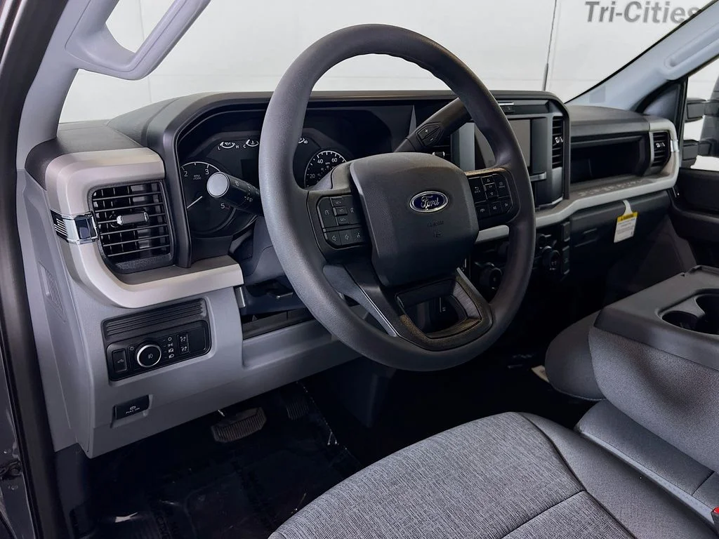 New 2026 Carbonized Gray Metallic Ford XL image 3