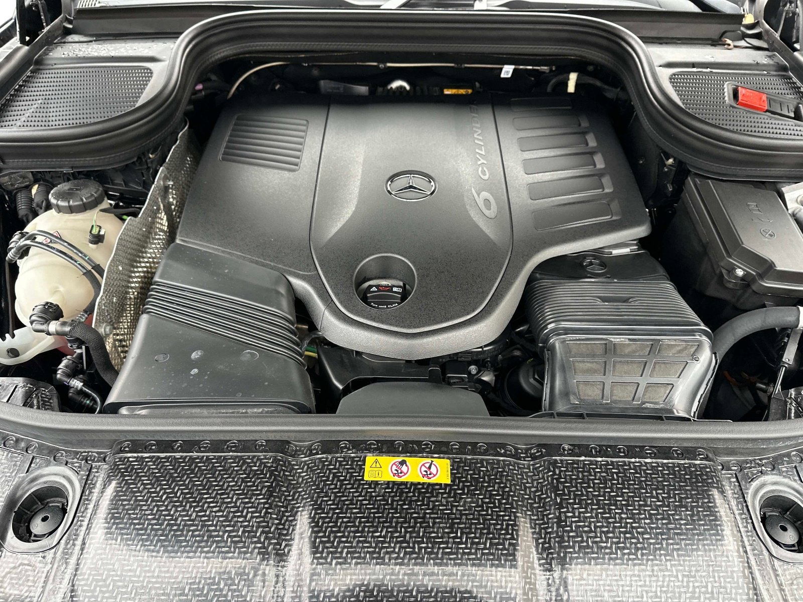 Certified Used 2025 Black Mercedes-Benz GLS 450 image 10