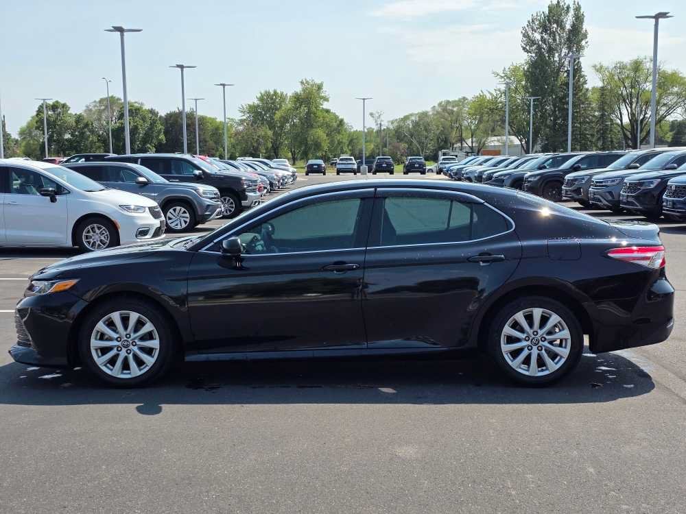 Used 2019 MIDNIGHT BLACK METALLIC Toyota LE image 2