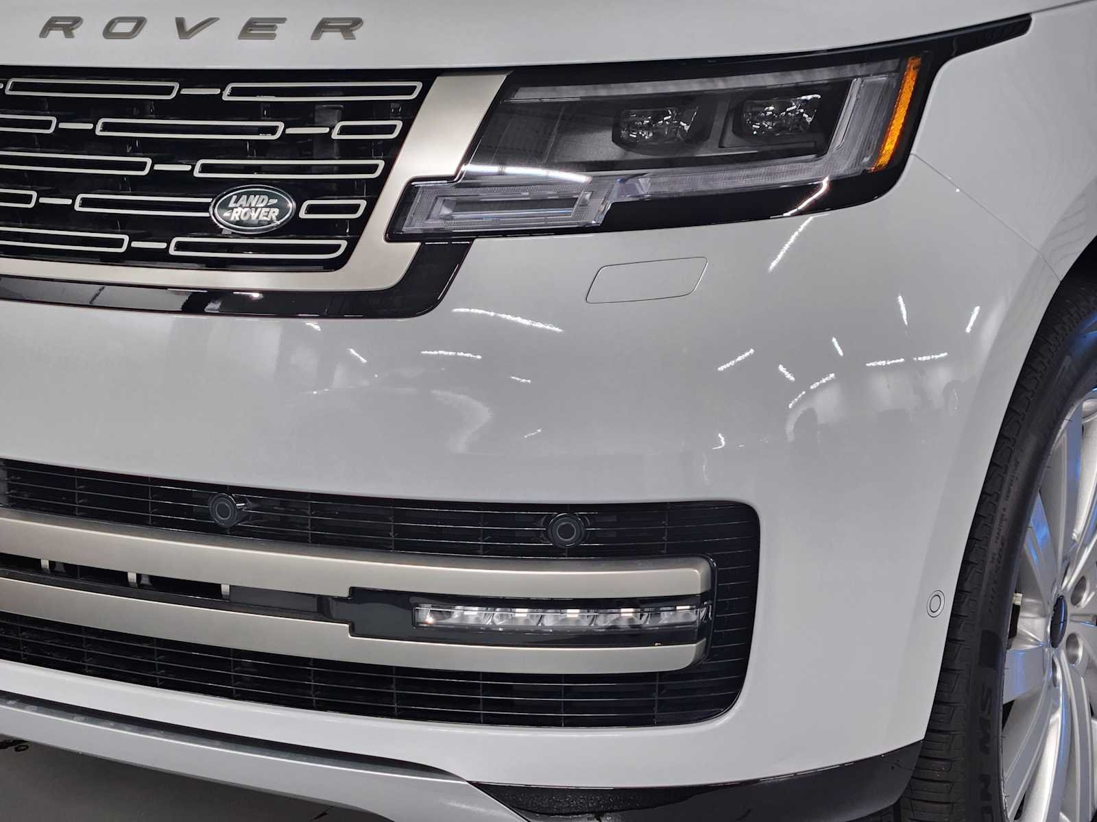 2026 Land Rover Range Rover SE - Photo 12